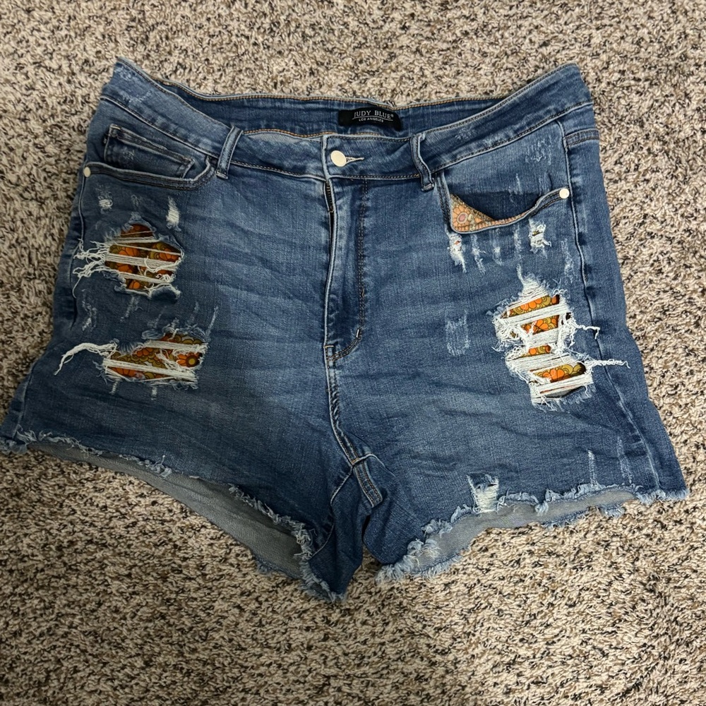 Judy Blue Distressed Denim Shorts 3XL | High Rise Stretch Cutoff Shorts